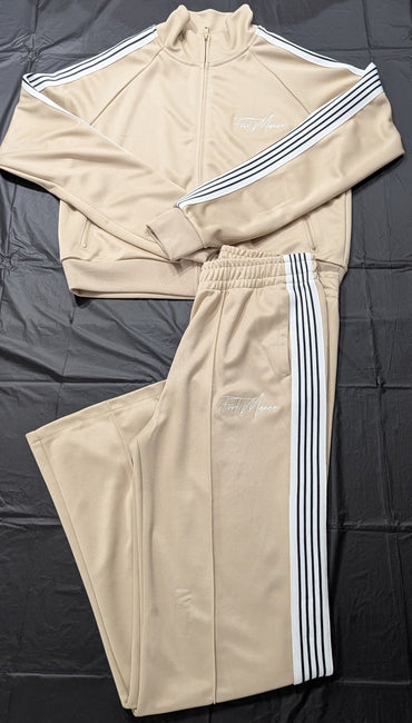 Women’s “Joggin” Suit